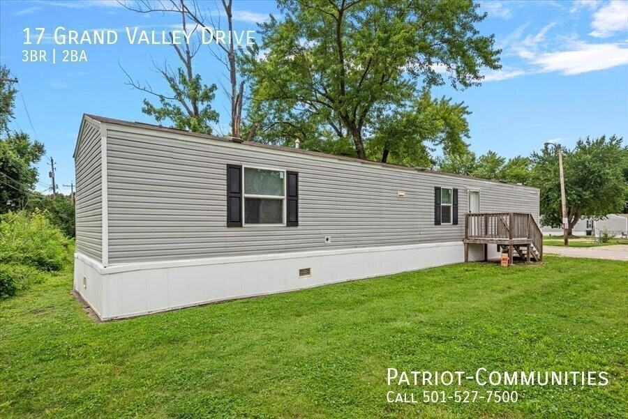 17 Grand Valley Dr - Photo 3 of 20