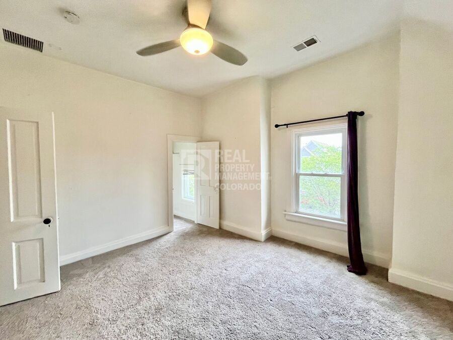 614 W 1st Ave #2 - Photo 6 of 10