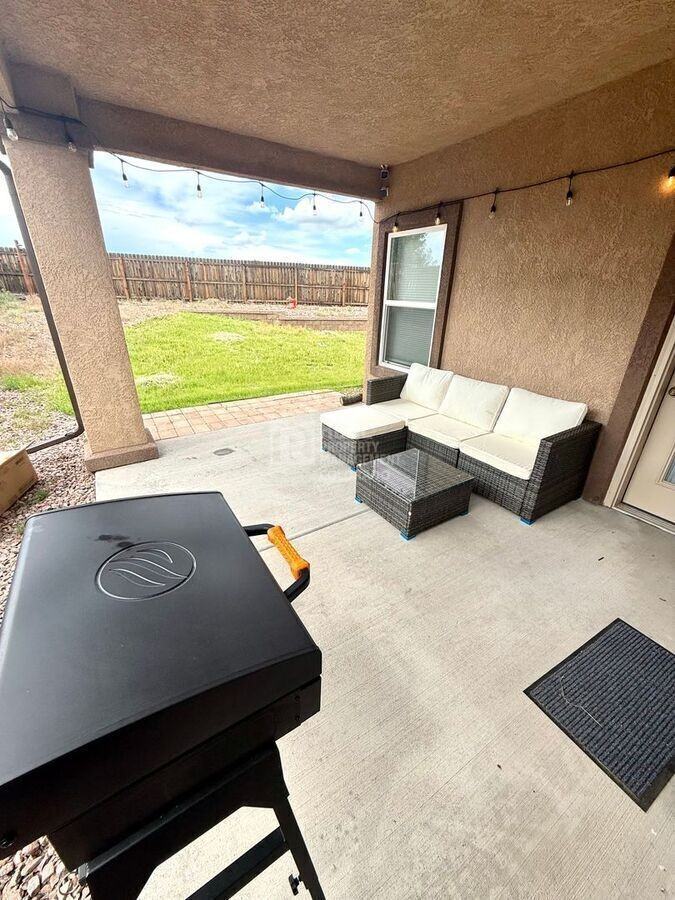 11426 Avena Rd - Photo 5 of 18