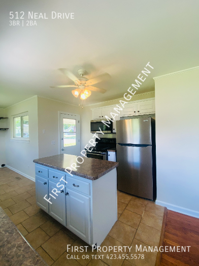 512 Neal Dr - Photo 6 of 21