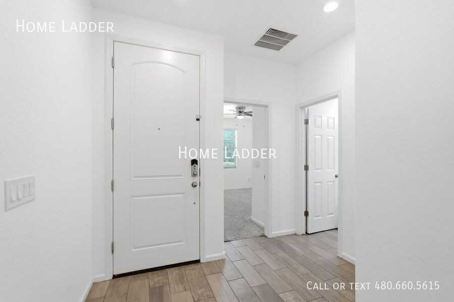 3234 E Dogwood Pl - Photo 4 of 43