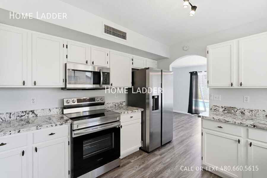 7610 W Ironwood Dr - Photo 7 of 31