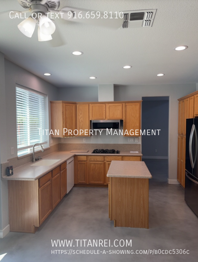 1065 Callander Way - Photo 5 of 7