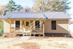 featured image of 2666 Laburnum Dr