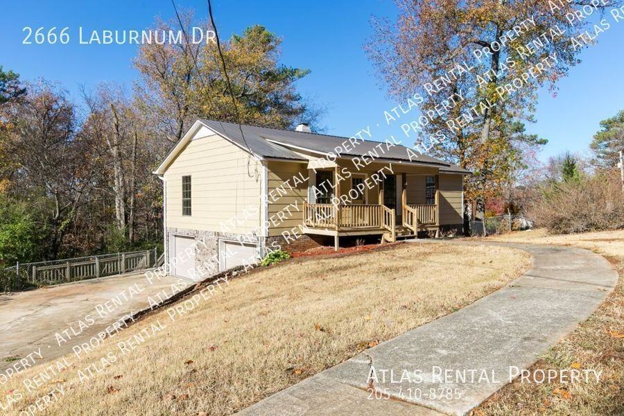 2666 Laburnum Dr - Photo 2 of 35