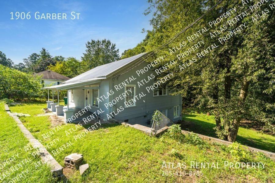 1906 Garber St - Photo 4 of 21