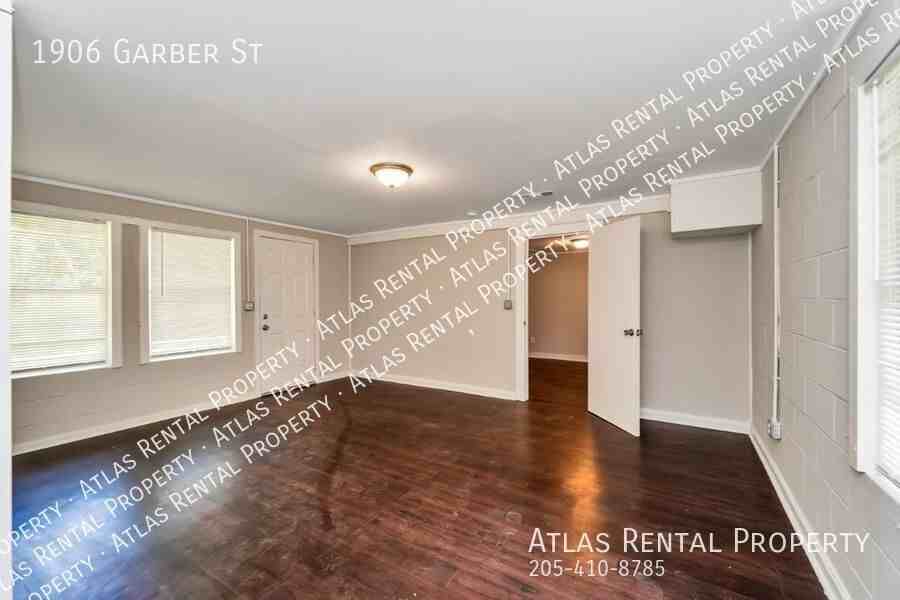 1906 Garber St - Photo 7 of 21
