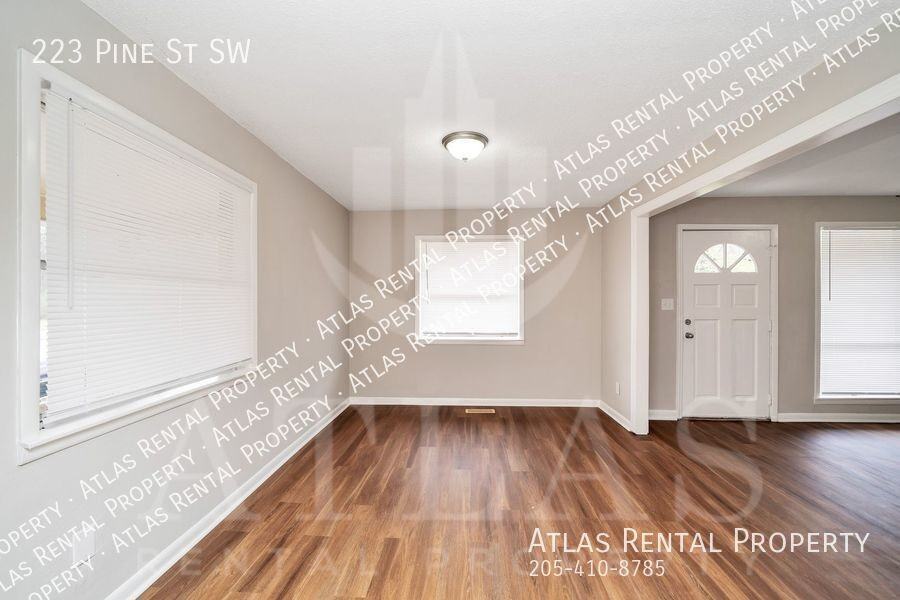 223 Pine St Sw - Photo 7 of 18