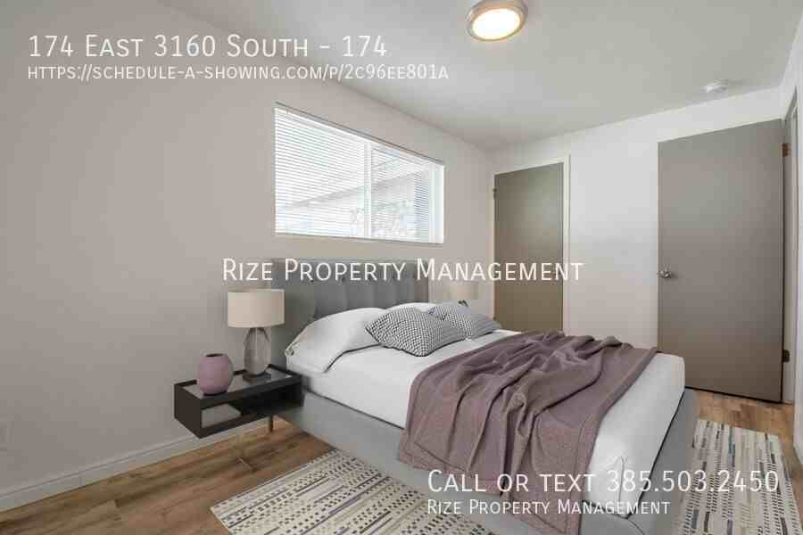 174 E Townhouse Ct #174 - Photo 3 of 25