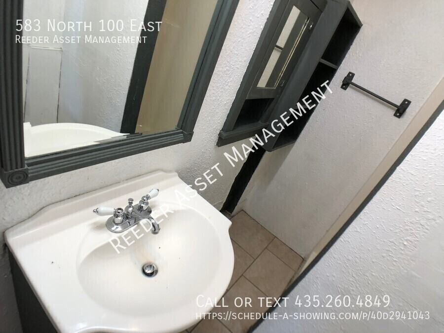 583 N 100 E - Photo 5 of 12