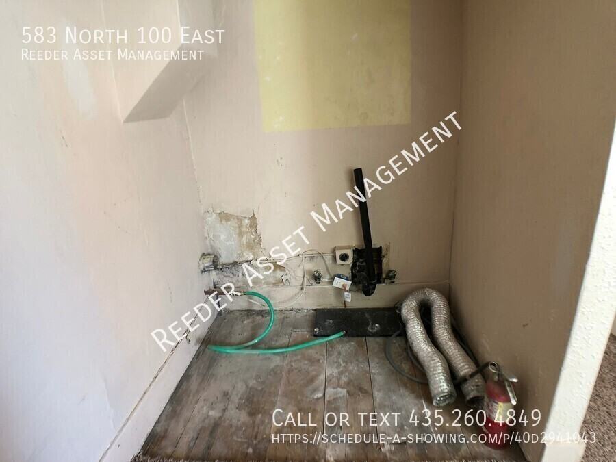 583 N 100 E - Photo 6 of 12