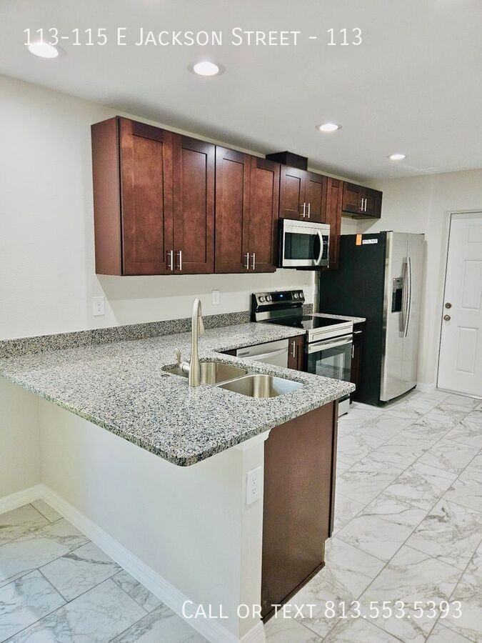 113 E Jackson St #113 - Photo 7 of 25