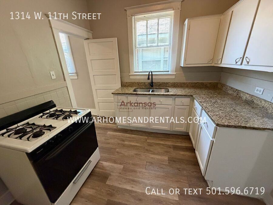 1314 W 11th St - Photo 5 of 14