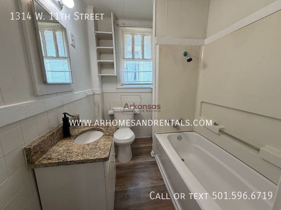 1314 W 11th St - Photo 7 of 14