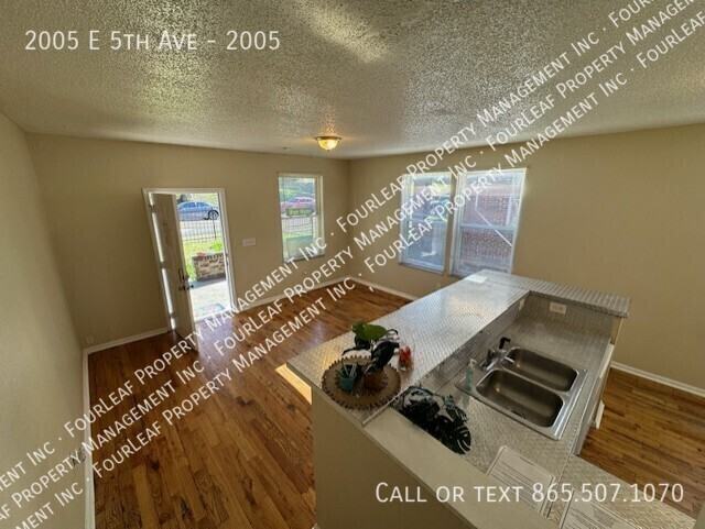 2005 E 5th Ave #2005 - Photo 4 of 17