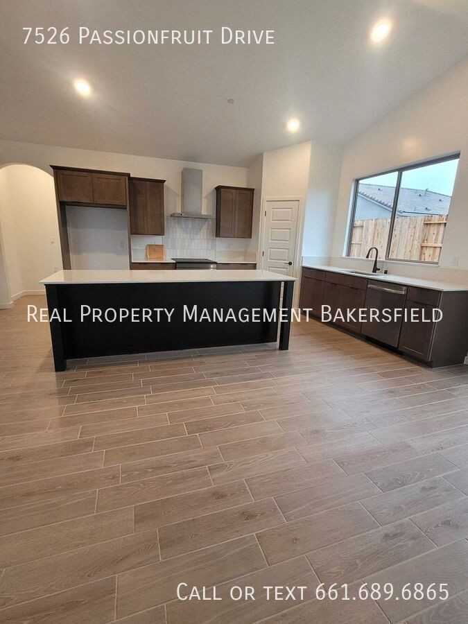 7526 Passionfruit Dr - Photo 5 of 20