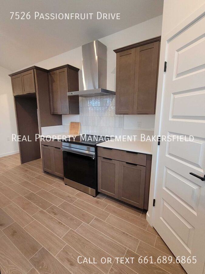 7526 Passionfruit Dr - Photo 7 of 20