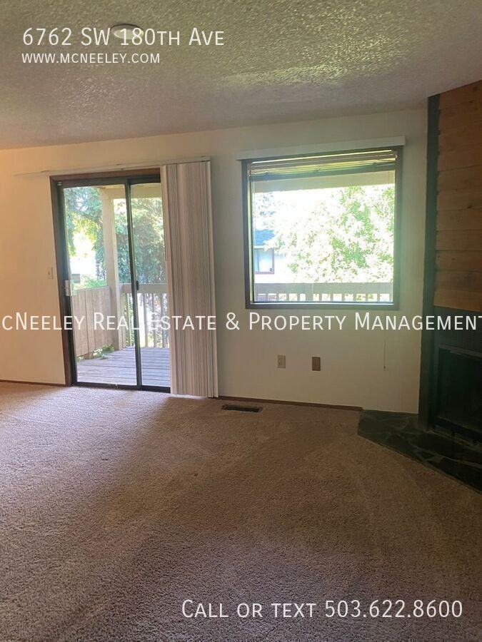 6762 Sw 180th Ave - Photo 7 of 22