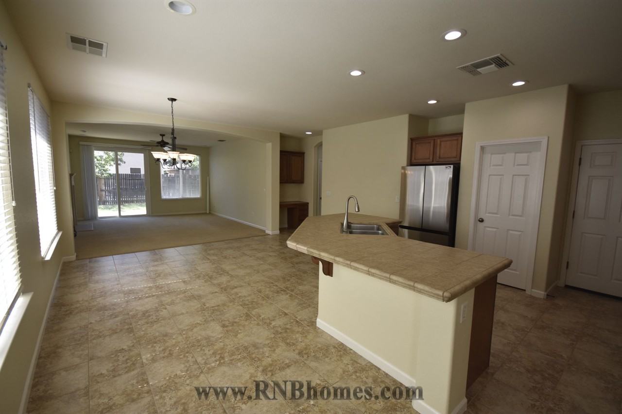 1470 Alberton Cir - Photo 2 of 17