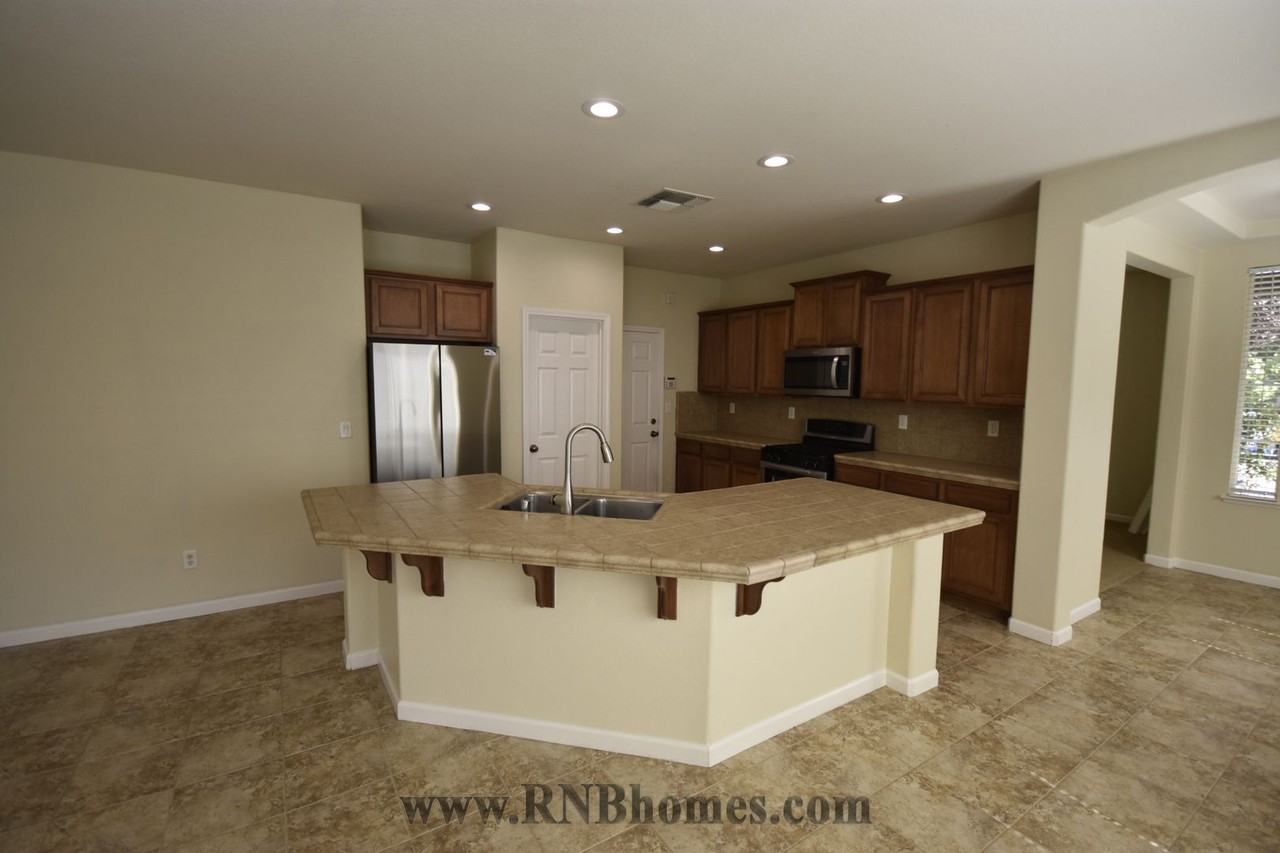 1470 Alberton Cir - Photo 3 of 17