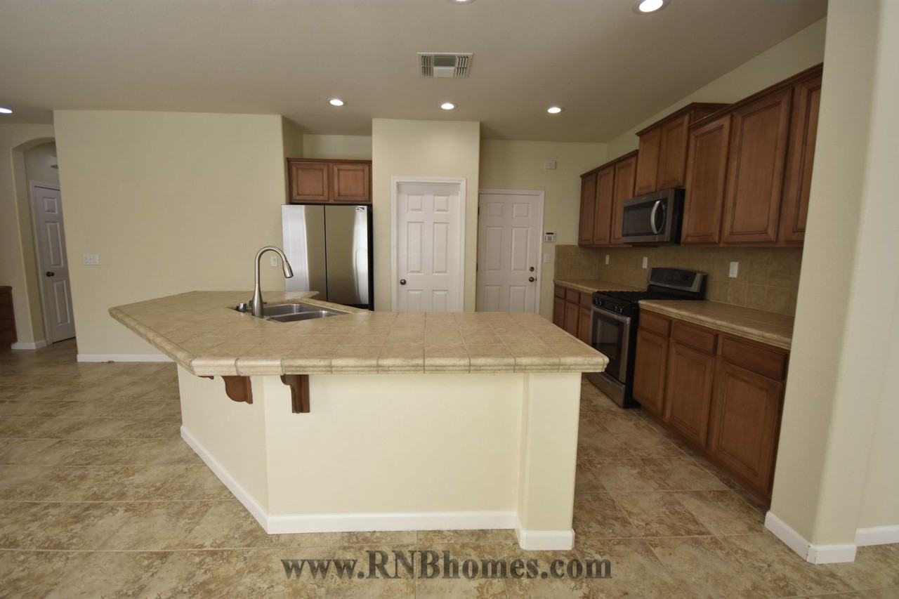 1470 Alberton Cir - Photo 4 of 17