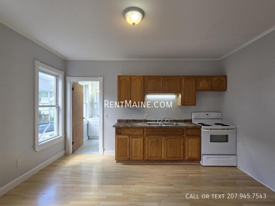 116 Sabattus St #2 - Photo 4 of 15