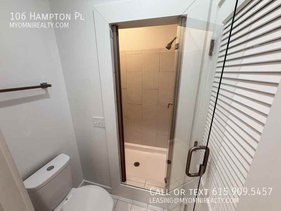 106 Hampton Pl - Photo 3 of 29