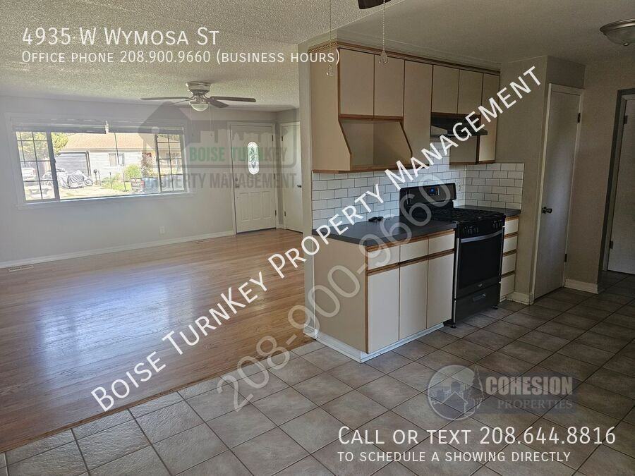 4935 W Wymosa St - Photo 4 of 33