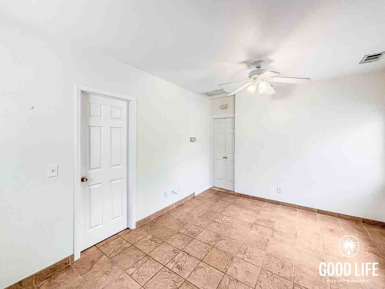 4323 1/2 Cleveland Ave - Photo 5 of 14
