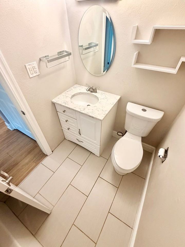 3237 N Milwaukee St - Photo 5 of 14