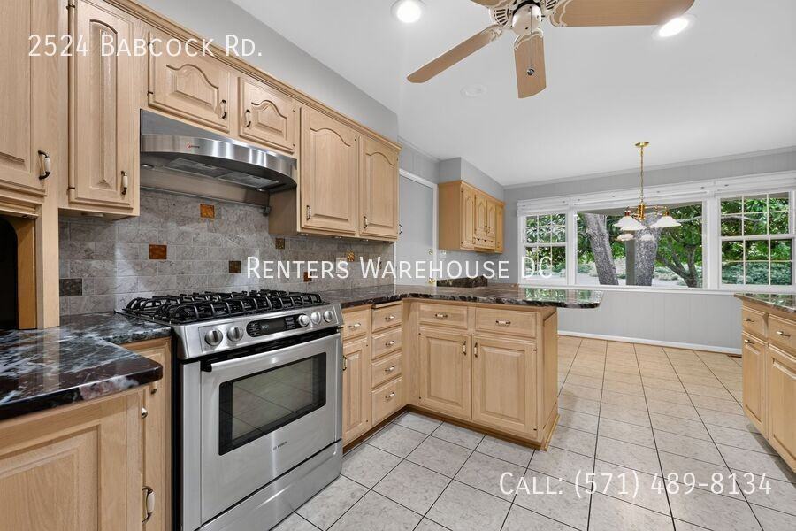 2524 Babcock Rd - Photo 2 of 40