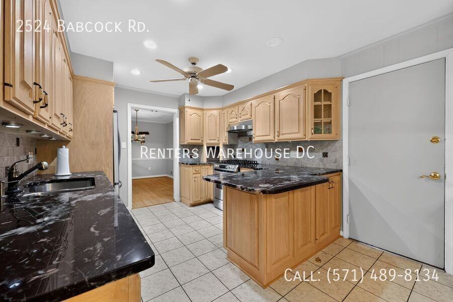 2524 Babcock Rd - Photo 5 of 40