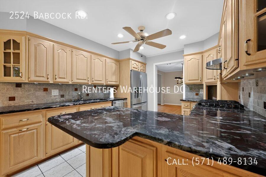 2524 Babcock Rd - Photo 6 of 40
