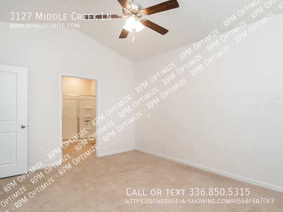 3127 Middlecreek Ln - Photo 6 of 41