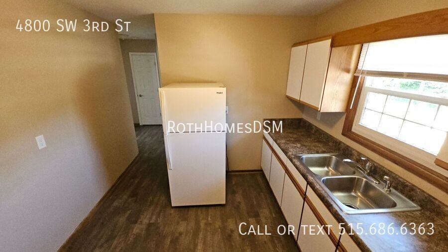 4800 Sw 3rd St - Photo 5 of 16