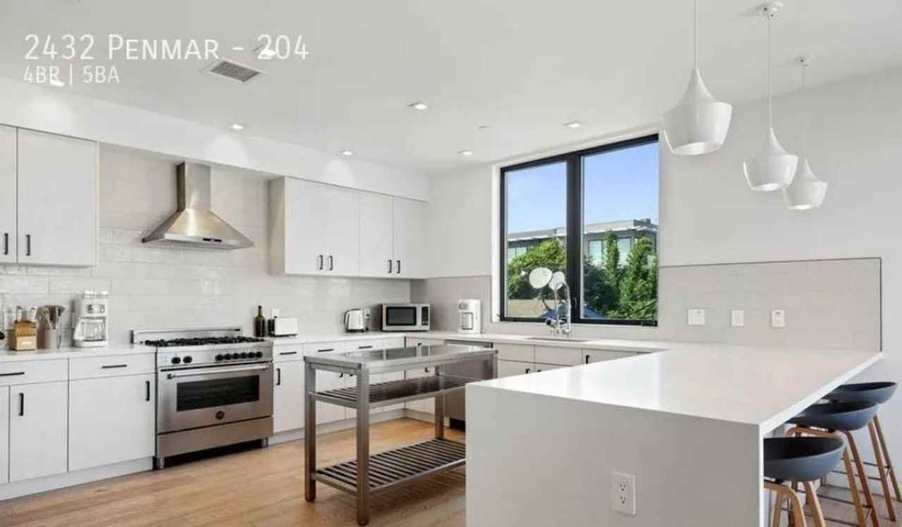 2432 Penmar Ave #204 - Photo 2 of 24