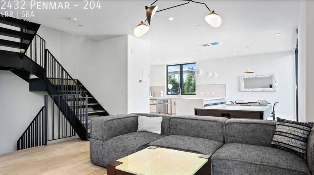 2432 Penmar Ave #204 - Photo 4 of 24