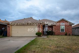 8308 Nw 10th Ter - Photo 1 of 1