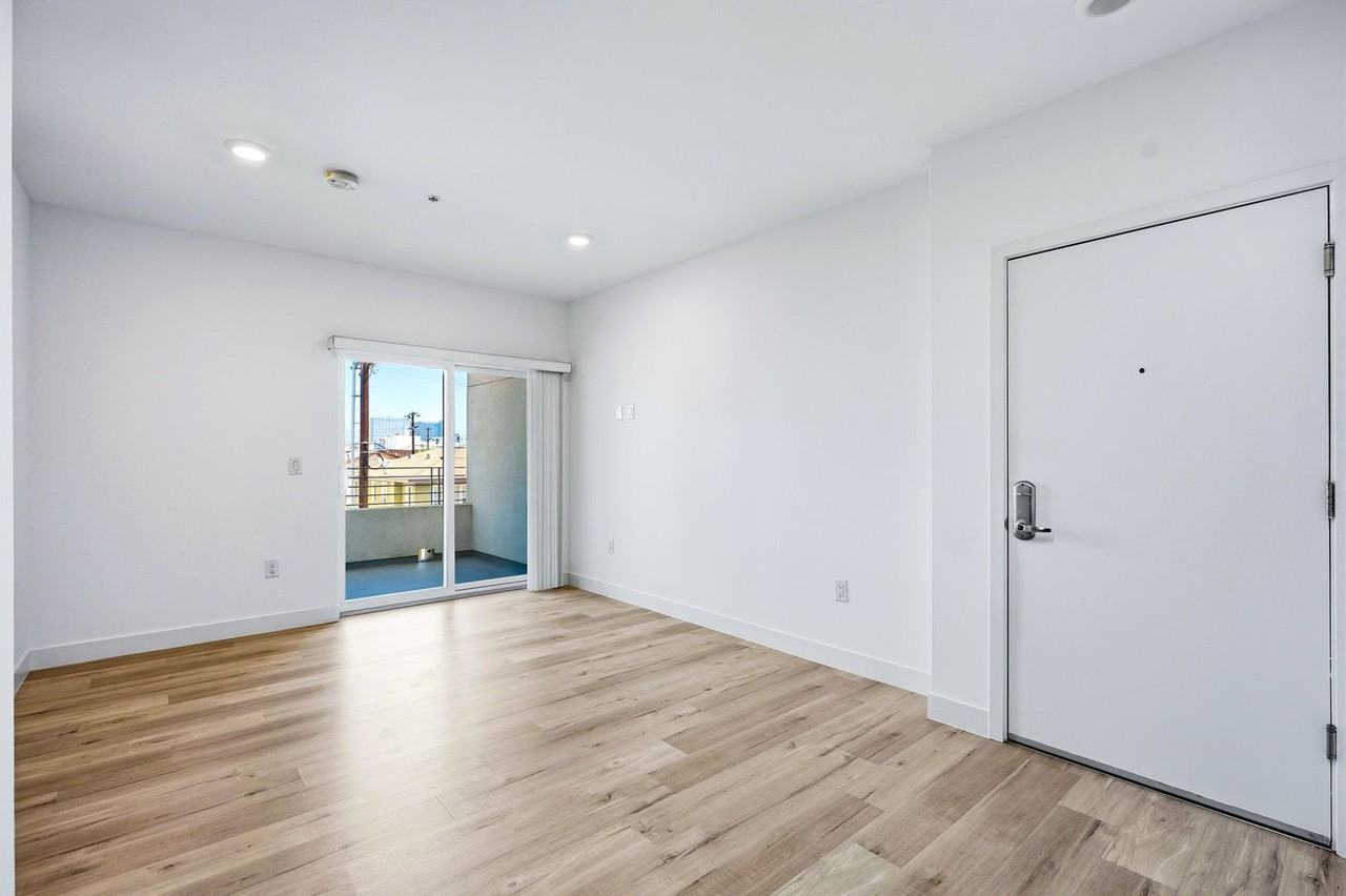 3057 West Pico Apartments - Photo 5 of 15