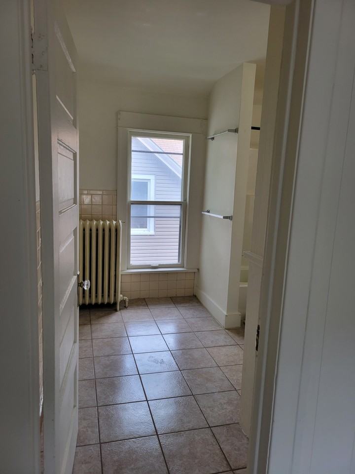744 High St #2 - Photo 7 of 17