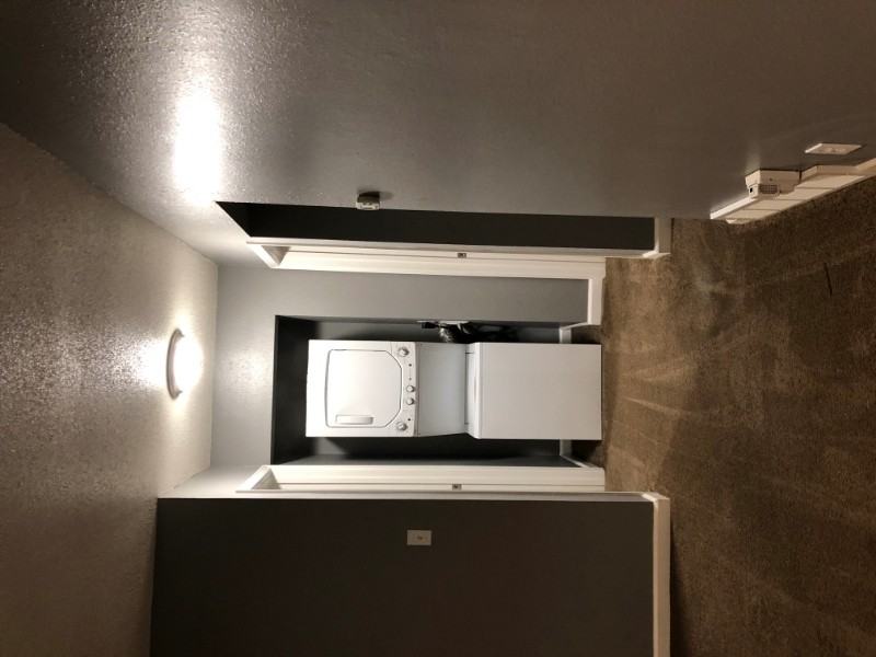 3108 N 51st Ter #B - Photo 4 of 8