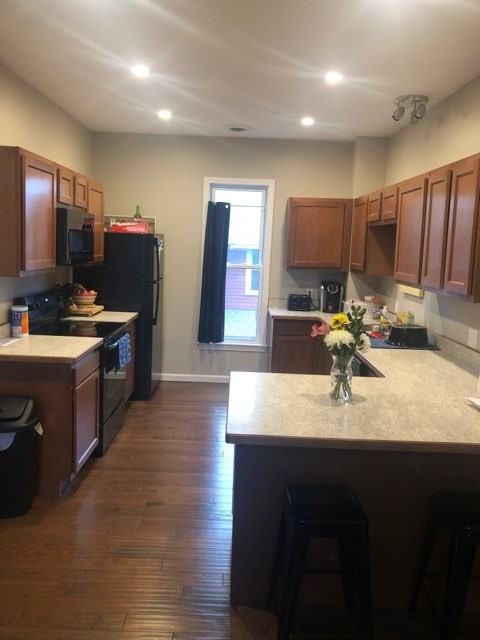1419 4th St - Photo 5 of 16