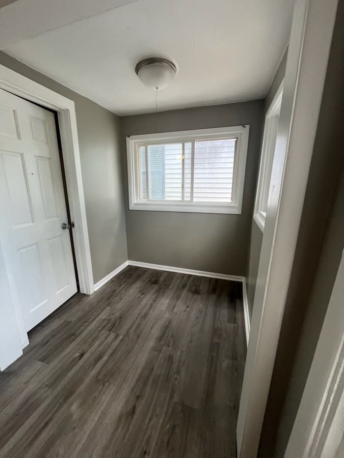 342 Marion Ave Nw - Photo 3 of 9