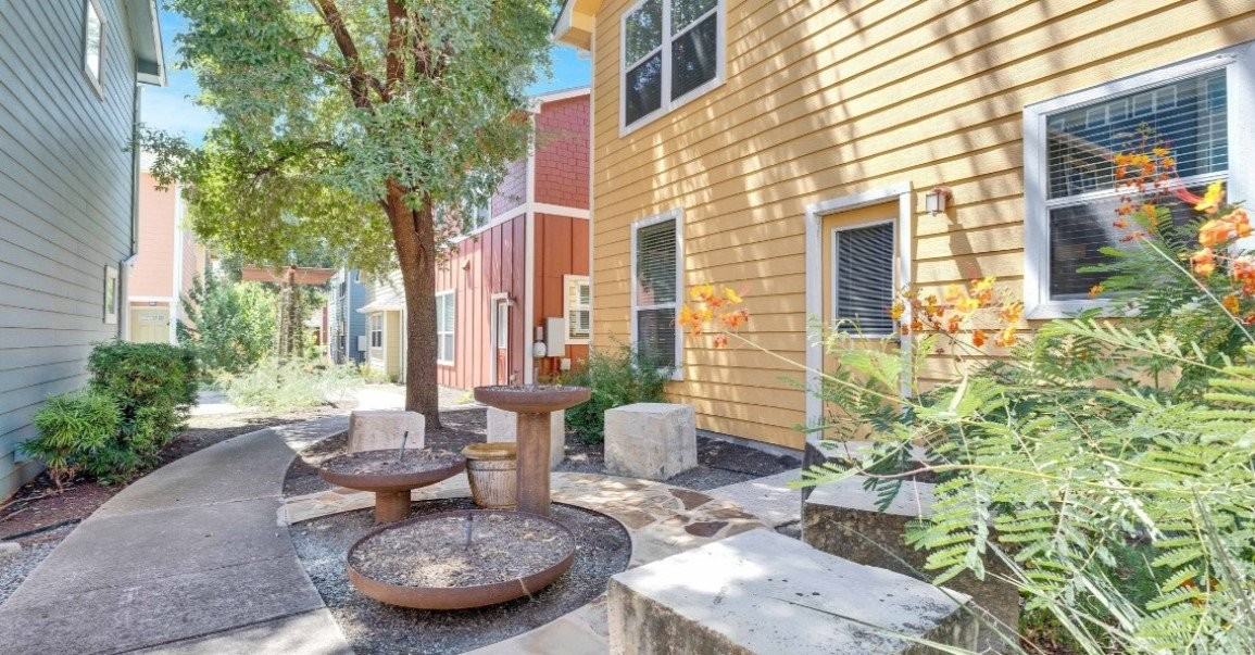 1601 Miriam Ave #102 - Photo 5 of 21