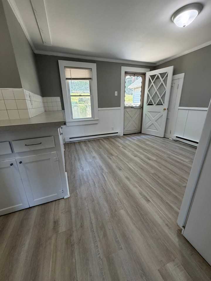 1115 Prescott Ave - Photo 6 of 11