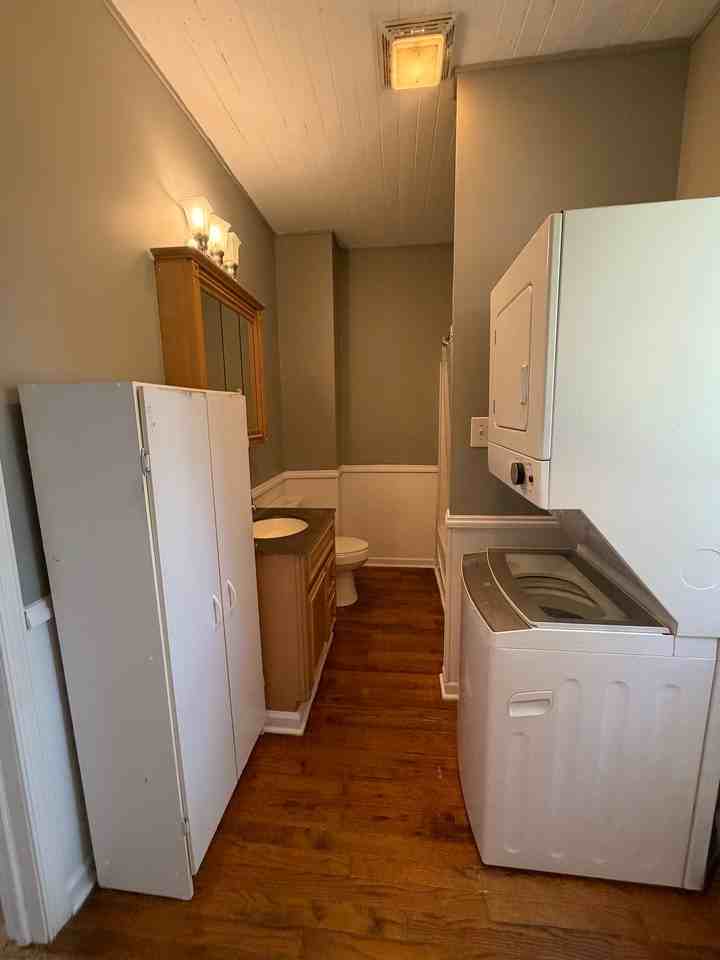 1115 Prescott Ave - Photo 7 of 11
