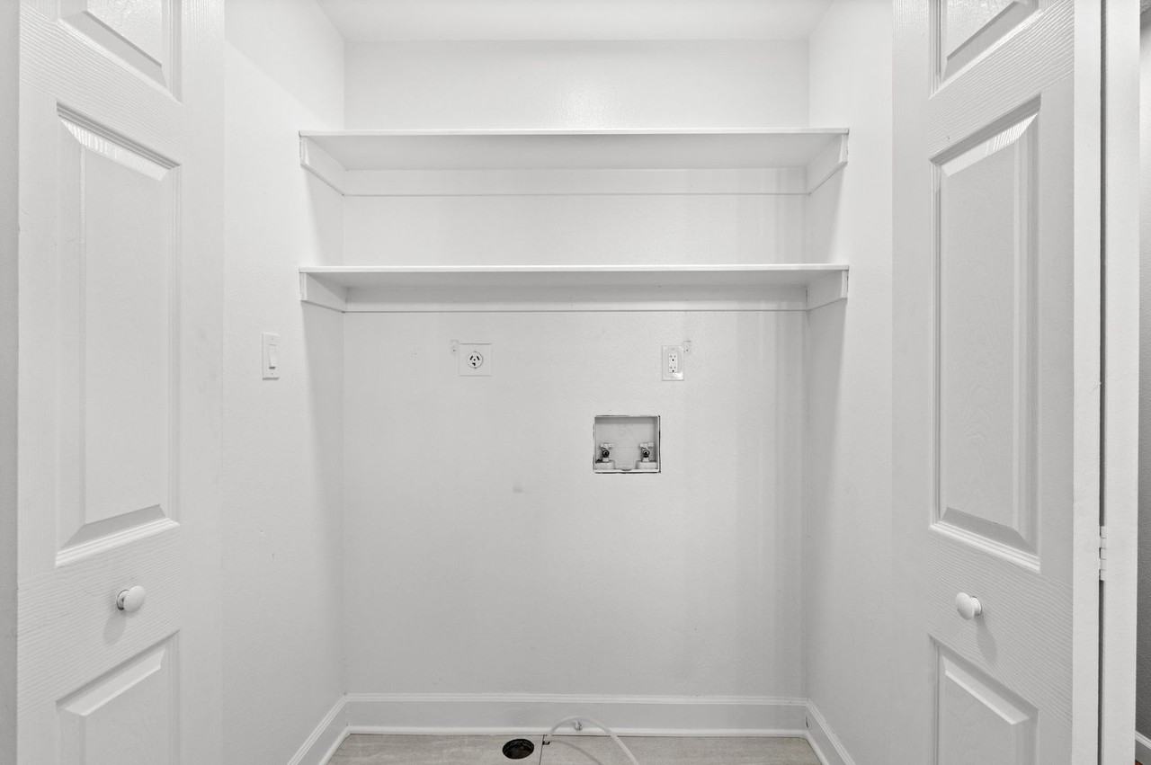 4th Avenue Townhomes - Photo 3 of 22