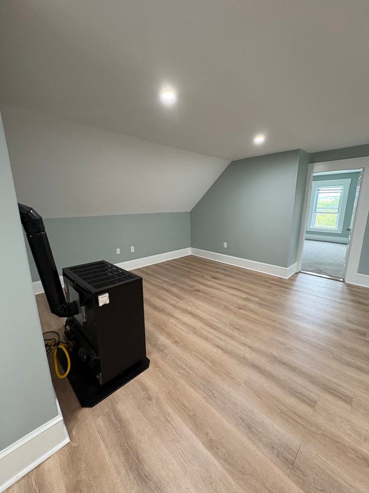 258 Notre Dame Ave #3 - Photo 7 of 18