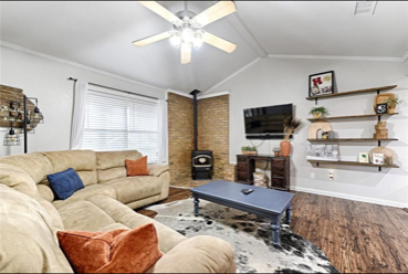 2101 Lisa Cir - Photo 4 of 12