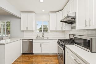 6528 Beeman Ave - Photo 1 of 1